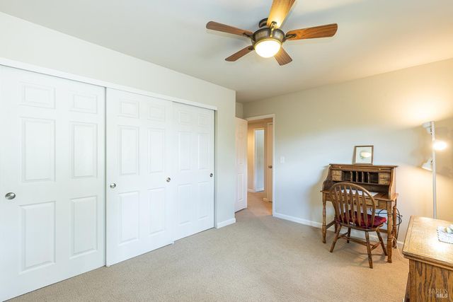 7121 Oak Leaf Dr, Santa Rosa, CA 95409