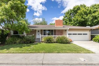 7121 Oak Leaf Dr, Santa Rosa, CA 95409