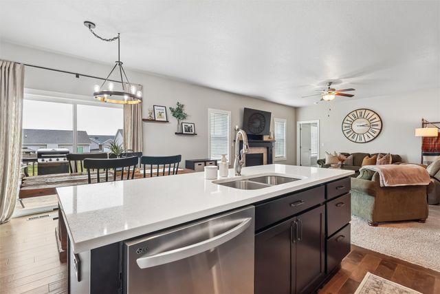 416 SE 14th Street, Grimes, IA 50111