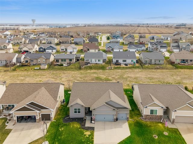 416 SE 14th Street, Grimes, IA 50111