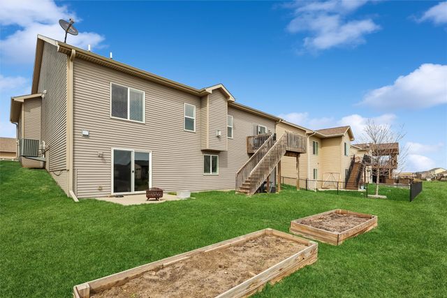 416 SE 14th Street, Grimes, IA 50111