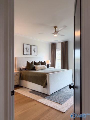 8 Thicket Grove Circle SW, Huntsville, AL 35803