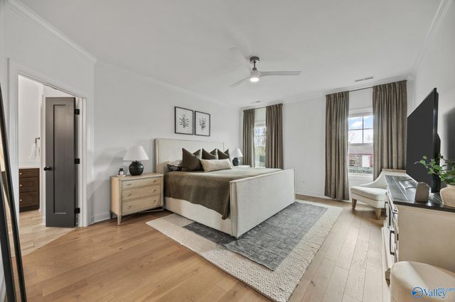 8 Thicket Grove Circle SW, Huntsville, AL 35803