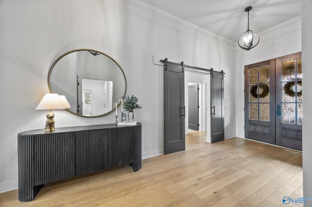 8 Thicket Grove Circle SW, Huntsville, AL 35803