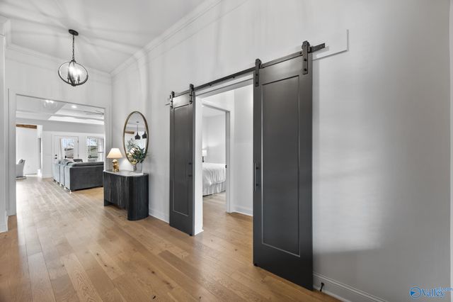 8 Thicket Grove Circle SW, Huntsville, AL 35803