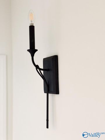 8 Thicket Grove Circle SW, Huntsville, AL 35803