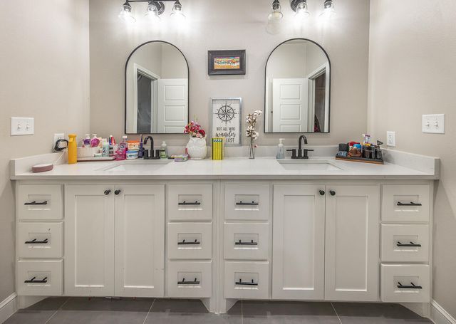 6510 County Rd 1100, Shallowater, TX 79363