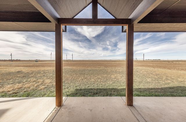 6510 County Rd 1100, Shallowater, TX 79363