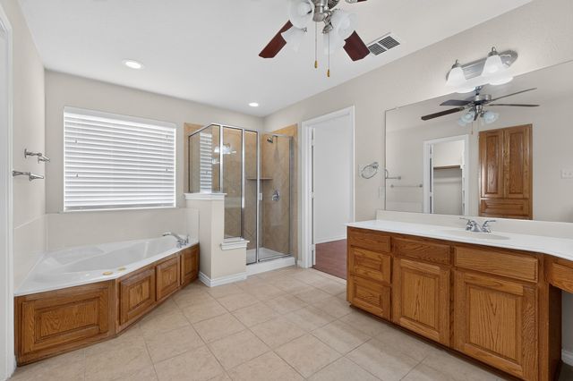 320 Brooks Drive, Nevada, TX 75173