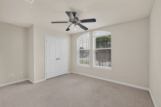320 Brooks Drive, Nevada, TX 75173