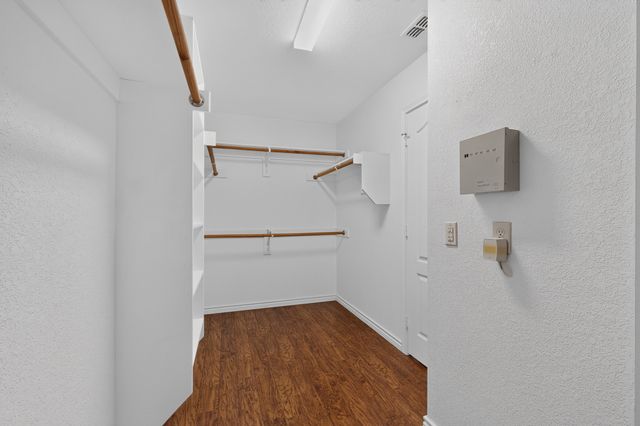 320 Brooks Drive, Nevada, TX 75173