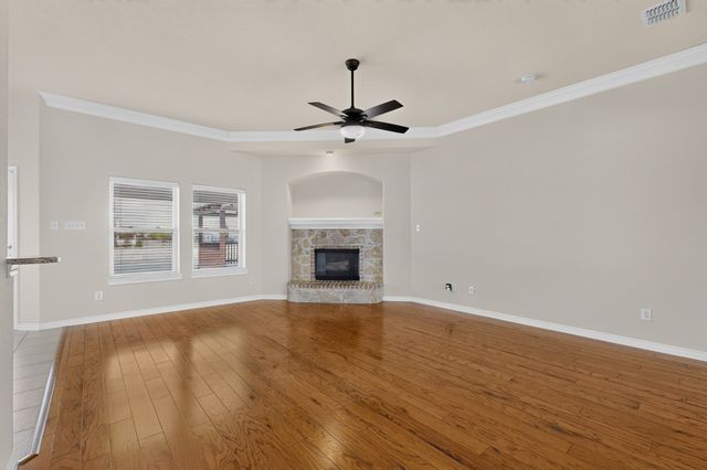 320 Brooks Drive, Nevada, TX 75173