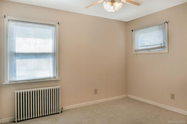 204 E 19th Street, Huntington Station, NY 11746