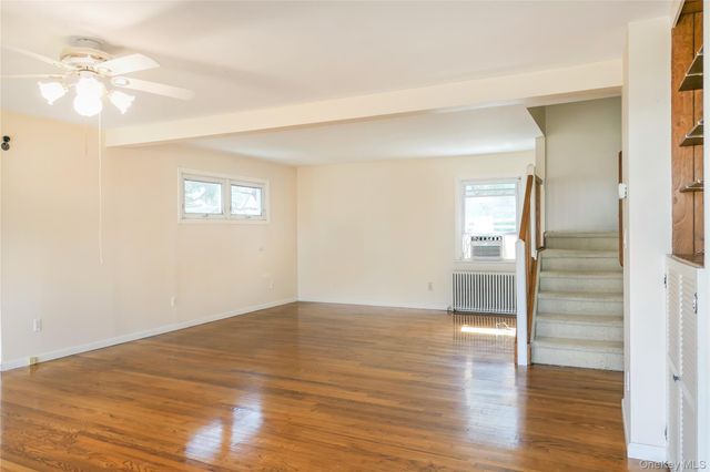 204 E 19th Street, Huntington Station, NY 11746