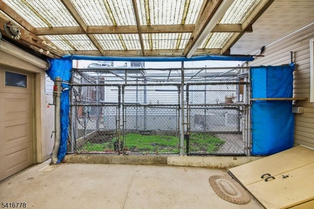 63 Waydell St, Newark City, NJ 07105