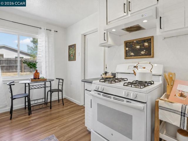 1156 Francine Ct, Concord, CA 94518