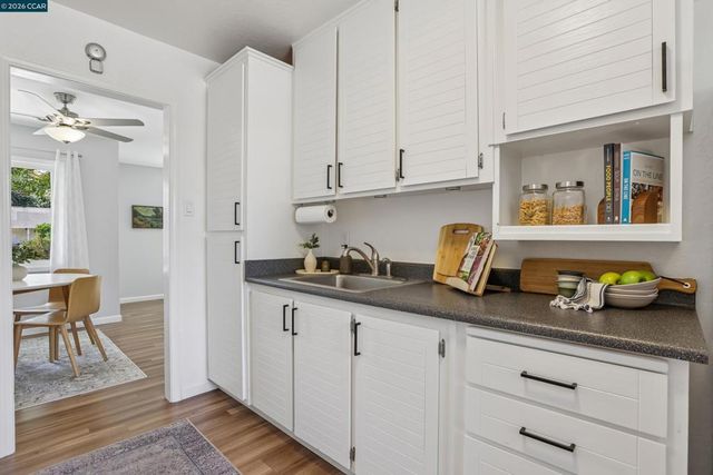 1156 Francine Ct, Concord, CA 94518