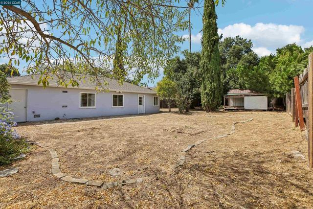 1156 Francine Ct, Concord, CA 94518