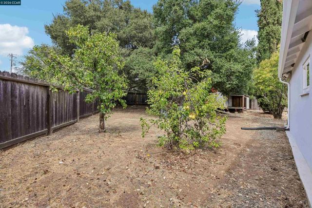 1156 Francine Ct, Concord, CA 94518