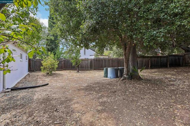 1156 Francine Ct, Concord, CA 94518