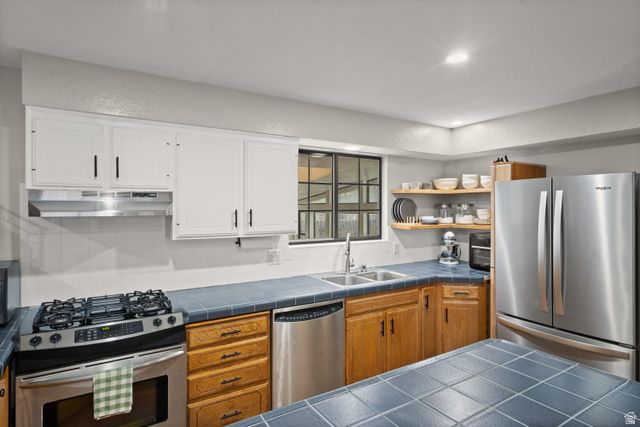 1727 N 2700 W, Clinton, UT 84015