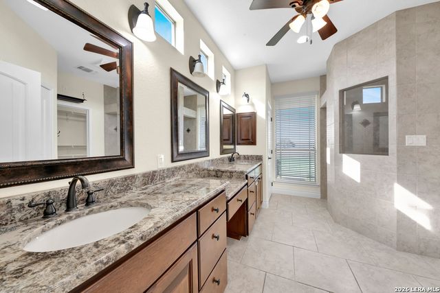 3255 Fm 539, La Vernia, TX 78121