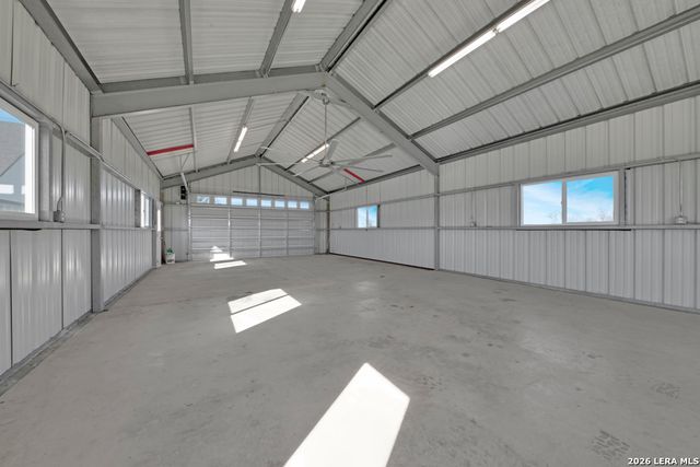 3255 Fm 539, La Vernia, TX 78121