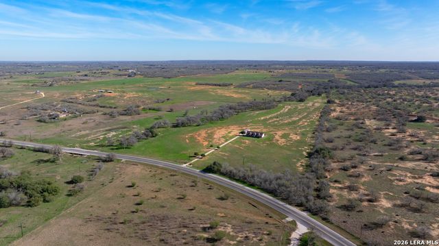 3255 Fm 539, La Vernia, TX 78121