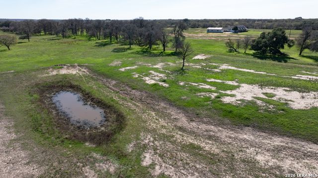 3255 Fm 539, La Vernia, TX 78121