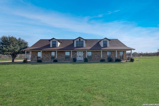 3255 Fm 539, La Vernia, TX 78121