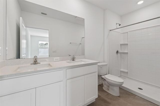 6356 SOPHIE OAKS COURT, Tampa, FL 33610