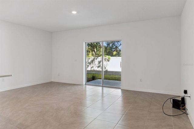 6356 SOPHIE OAKS COURT, Tampa, FL 33610