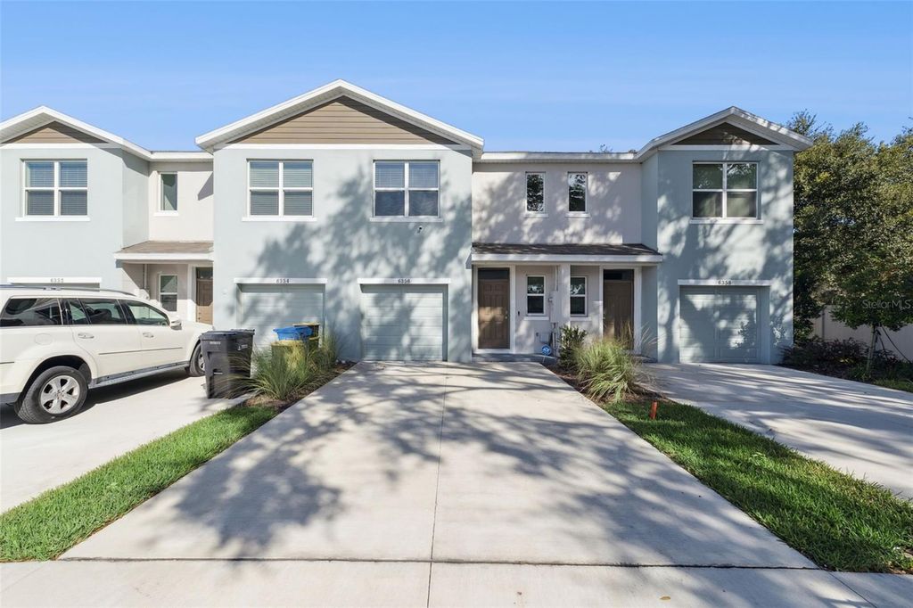 6356 SOPHIE OAKS COURT, Tampa, FL 33610