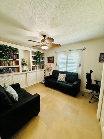 6 NANTUCKET DRIVE, Palm Coast, FL 32137