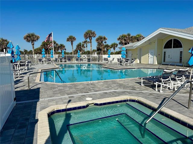 6 NANTUCKET DRIVE, Palm Coast, FL 32137