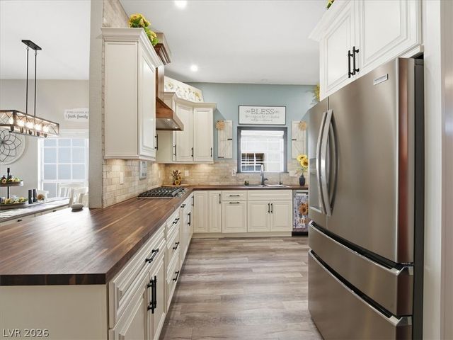 4904 Winterset Drive, Las Vegas, NV 89130