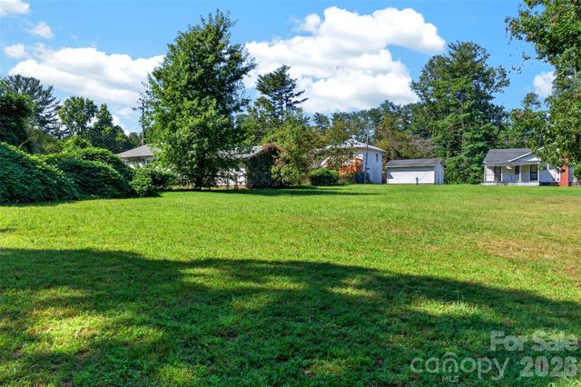 5 & 10 Gaines Avenue, Asheville, NC 28803