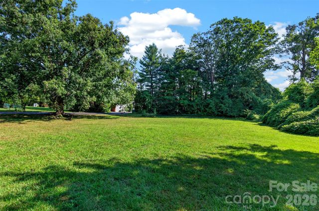 5 & 10 Gaines Avenue, Asheville, NC 28803