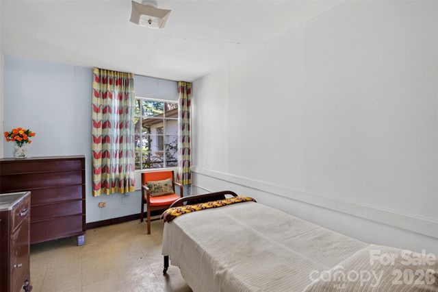 5 & 10 Gaines Avenue, Asheville, NC 28803