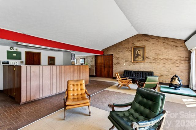 5 & 10 Gaines Avenue, Asheville, NC 28803