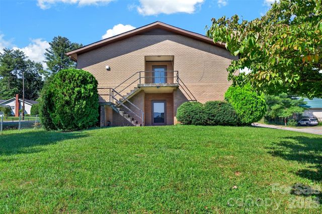 5 & 10 Gaines Avenue, Asheville, NC 28803