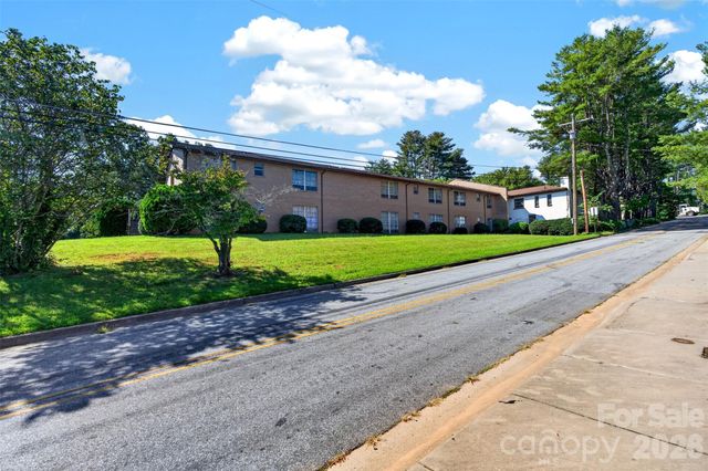 5 & 10 Gaines Avenue, Asheville, NC 28803