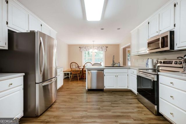 160 Meadow Creek Lane, Athens, GA 30605