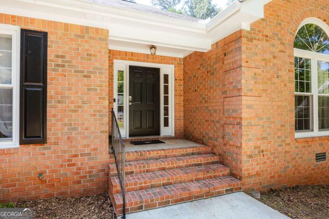 160 Meadow Creek Lane, Athens, GA 30605