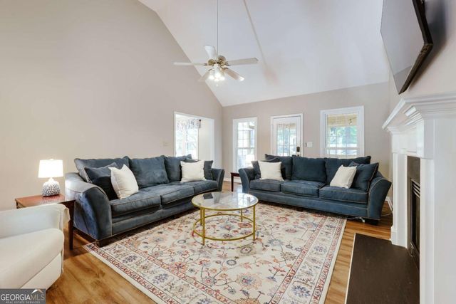 160 Meadow Creek Lane, Athens, GA 30605