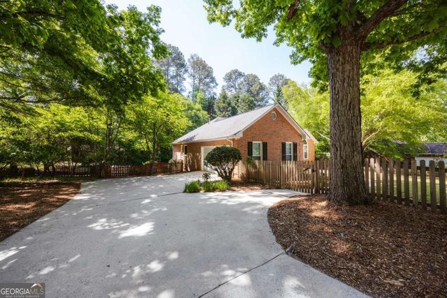 160 Meadow Creek Lane, Athens, GA 30605