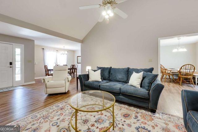 160 Meadow Creek Lane, Athens, GA 30605