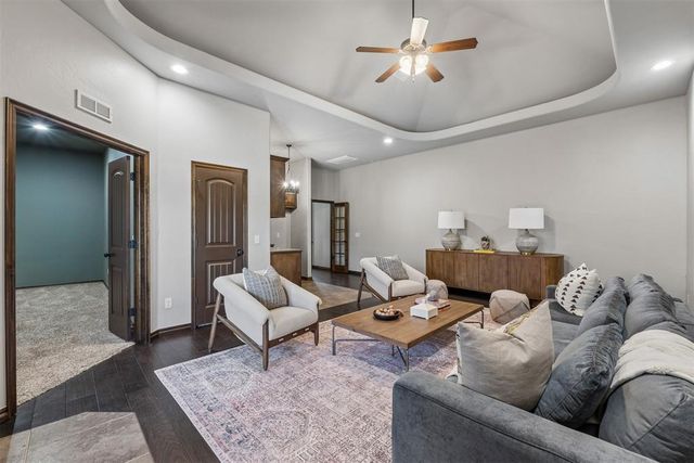 1421 NW 188th Street, Edmond, OK 73012