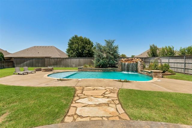 1421 NW 188th Street, Edmond, OK 73012