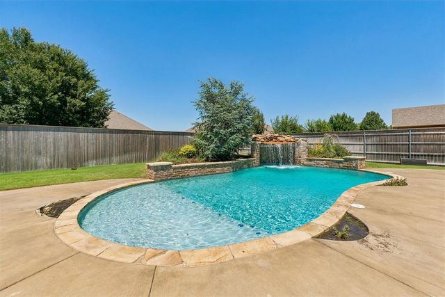 1421 NW 188th Street, Edmond, OK 73012